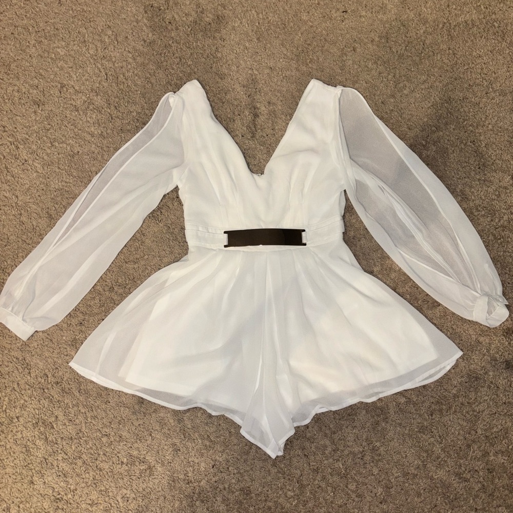 Elegant White Long Sleeve Romper
